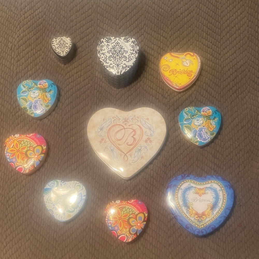 Brighton Black and White Heart Tin